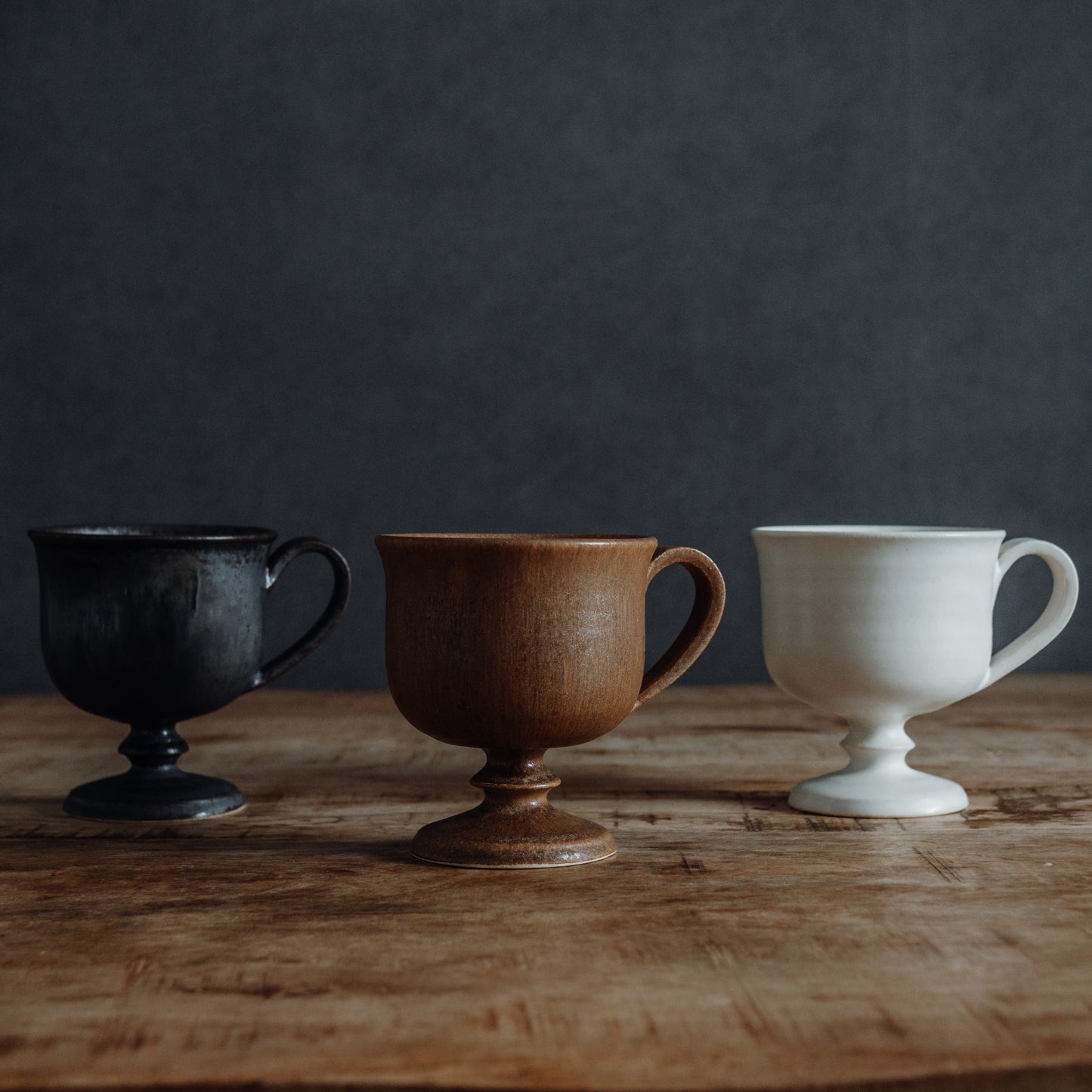 Beaded foot coffee cup (アンティークホワイト)