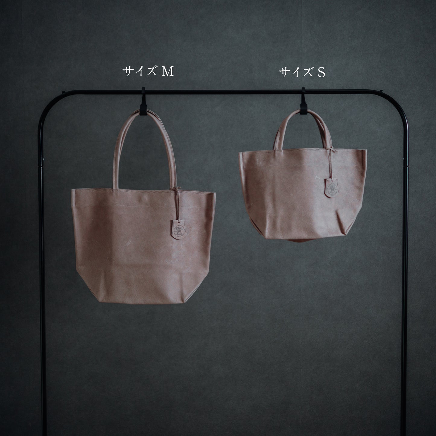 ピッグレザーのランチバッグM (pink beige)