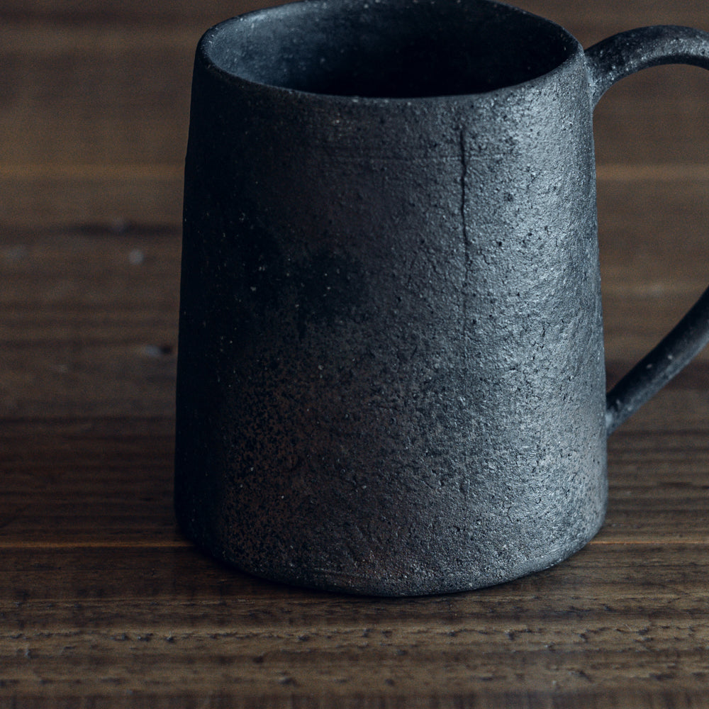 マグカップ(炭化)
