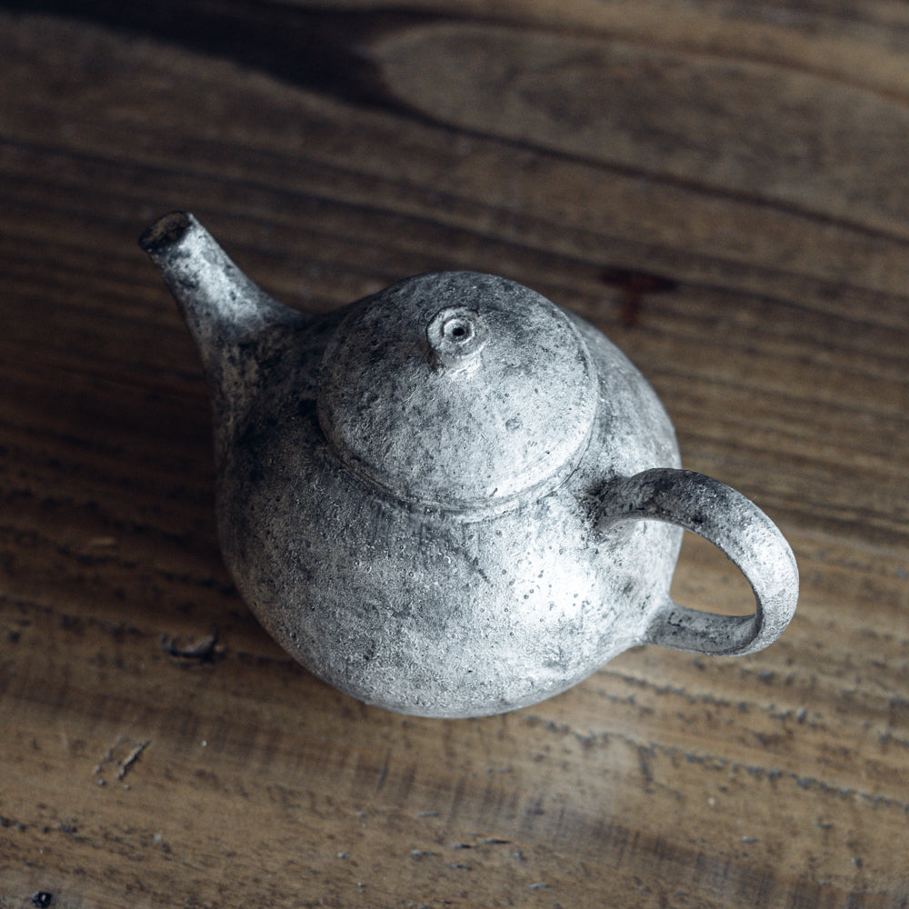 茶壺(銀彩)