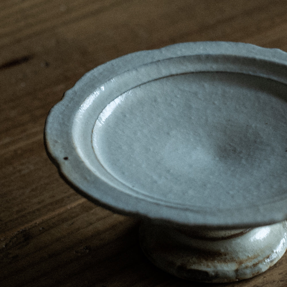彫刻コンポート皿 13cm (鉄散)