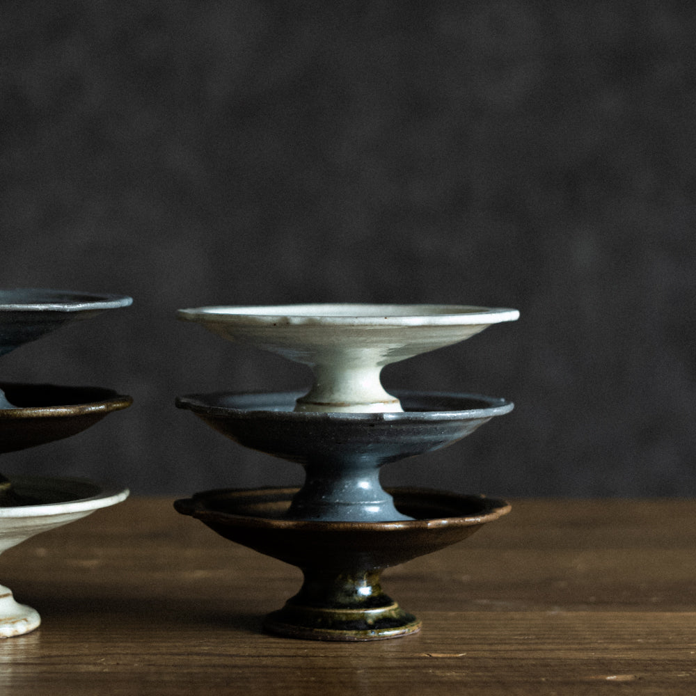 彫刻コンポート皿 13cm (鉄散)