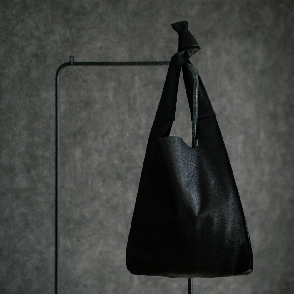 ピッグレザーのレジブクロショルダー (black)