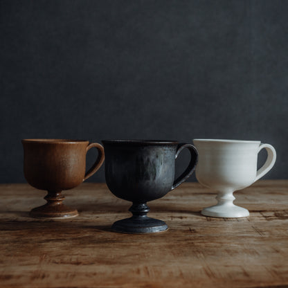 Beaded foot coffee cup (さびいろすす)