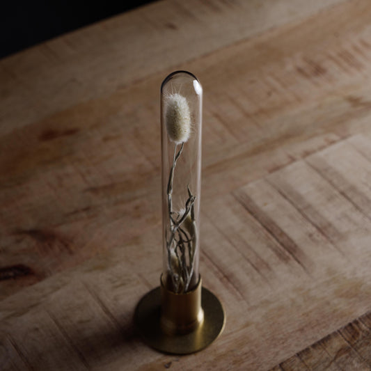 HERBARIUM BRASS GLASS DOME & FLOWER VASE SOLID(ラグラス) 斜め上から見た全体像